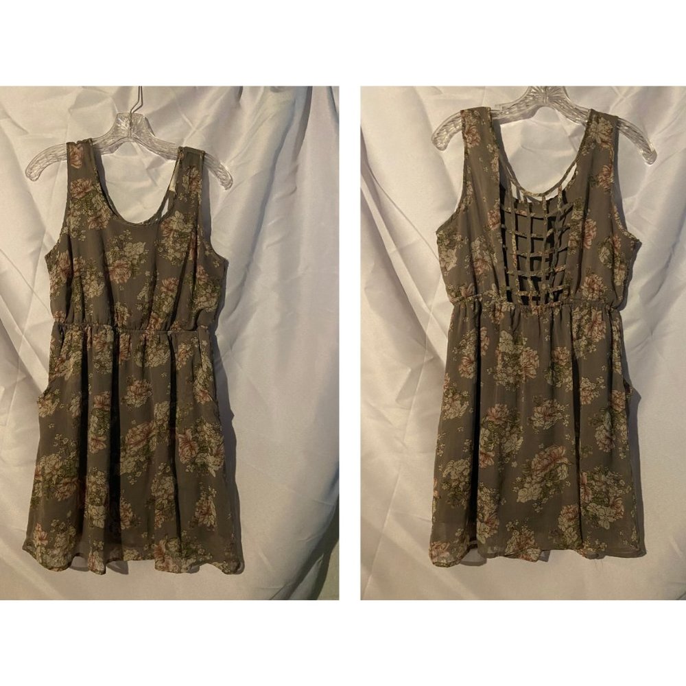 Gray Flower dress, large